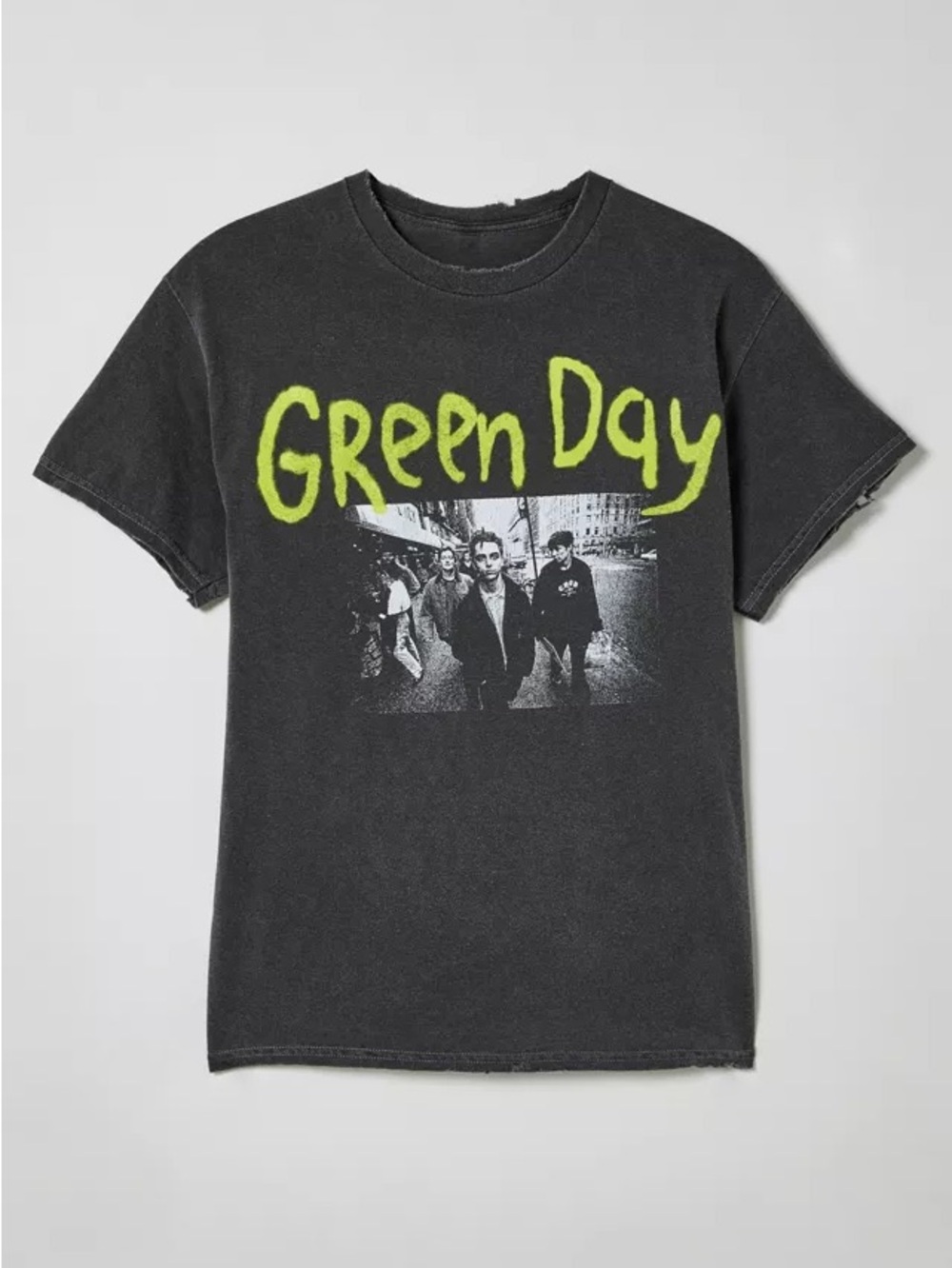 Urban Outfitters Green Day Photo Tee | Medium